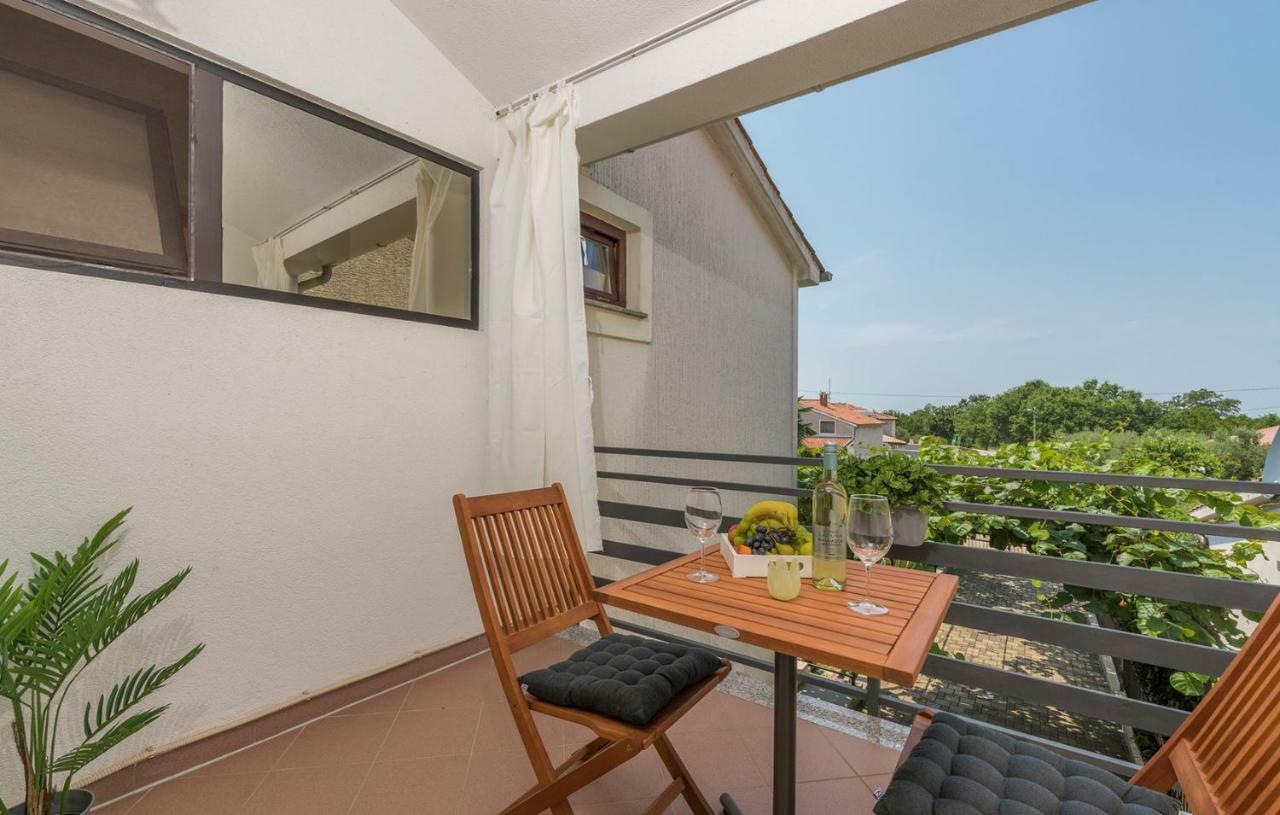 Apartment Green With Balcony Nova Vas  Zewnętrze zdjęcie